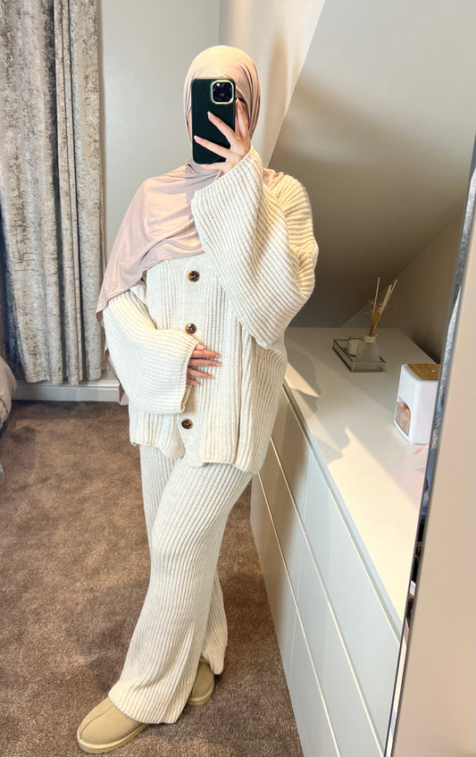 OVERSIZED RIBBED KNIT CO-ORD  - in beige (one size)
